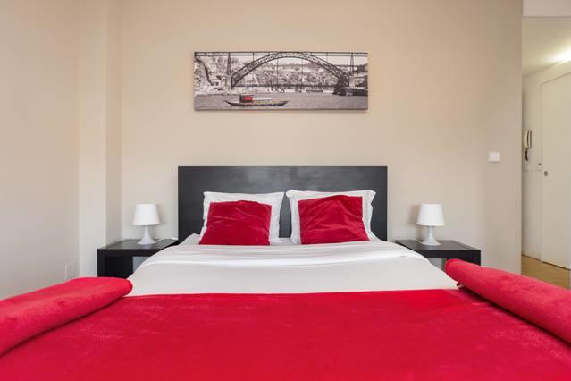 Low Cost Tourist Apartments - Casa Da Musica ปอร์โต ห้อง รูปภาพ
