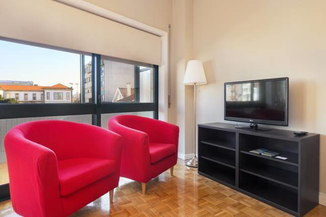 Low Cost Tourist Apartments - Casa Da Musica ปอร์โต ภายนอก รูปภาพ