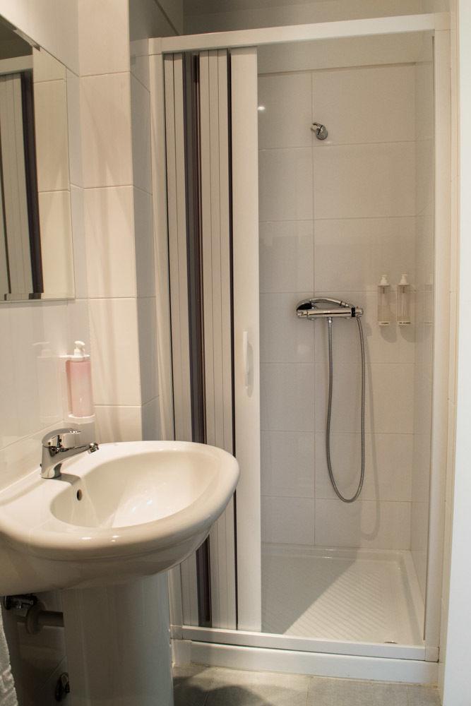 Low Cost Tourist Apartments - Casa Da Musica ปอร์โต ภายนอก รูปภาพ