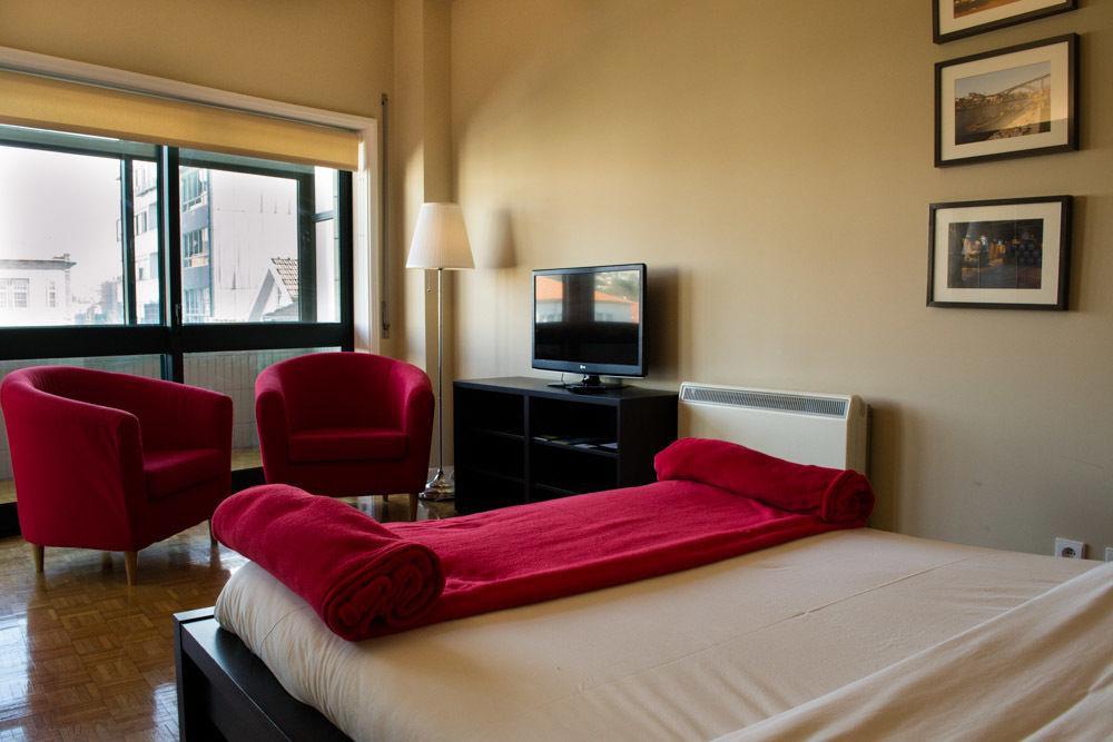 Low Cost Tourist Apartments - Casa Da Musica ปอร์โต ภายนอก รูปภาพ