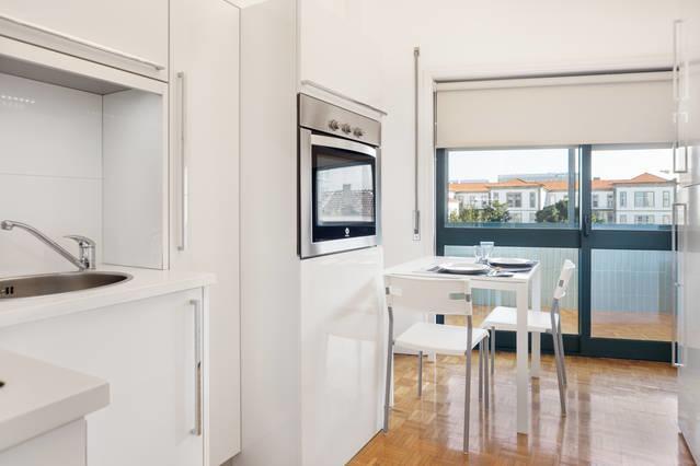 Low Cost Tourist Apartments - Casa Da Musica ปอร์โต ภายนอก รูปภาพ