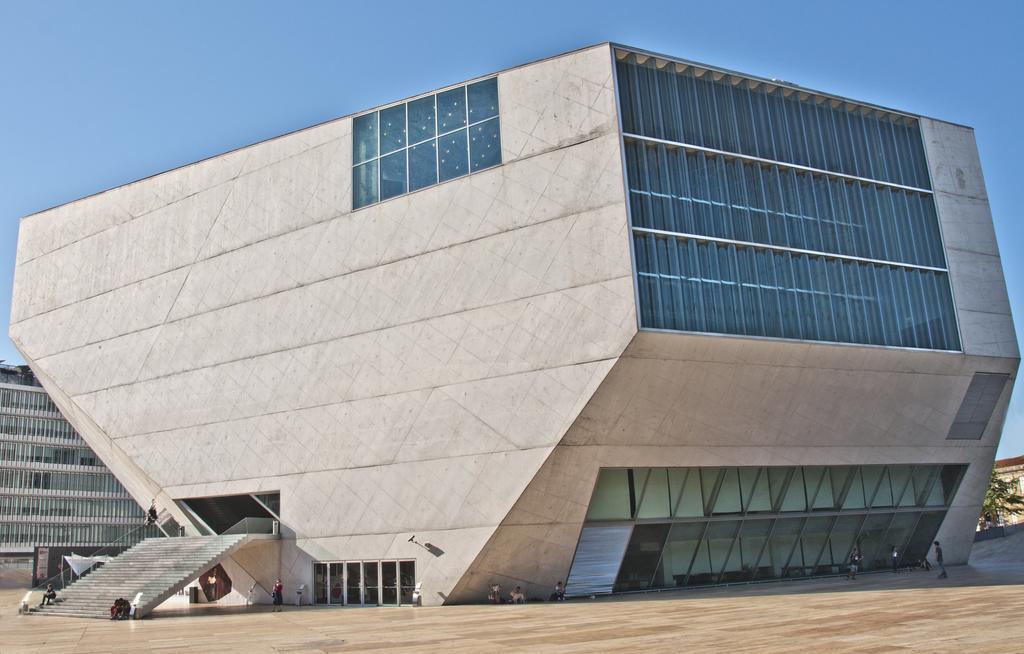 Low Cost Tourist Apartments - Casa Da Musica ปอร์โต ภายนอก รูปภาพ